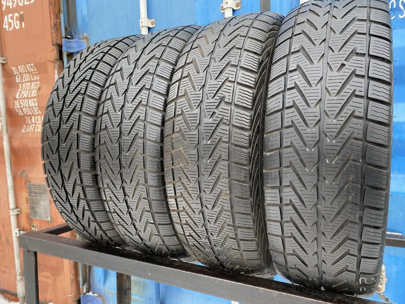Комплект б/у шин 225/65 R17 Vredestein Wintrac 4 Xtreme