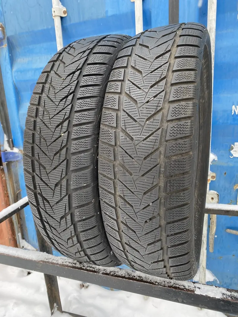 Пара б/у шин 225/65 R17 Vredestein Wintrac Xtreme S