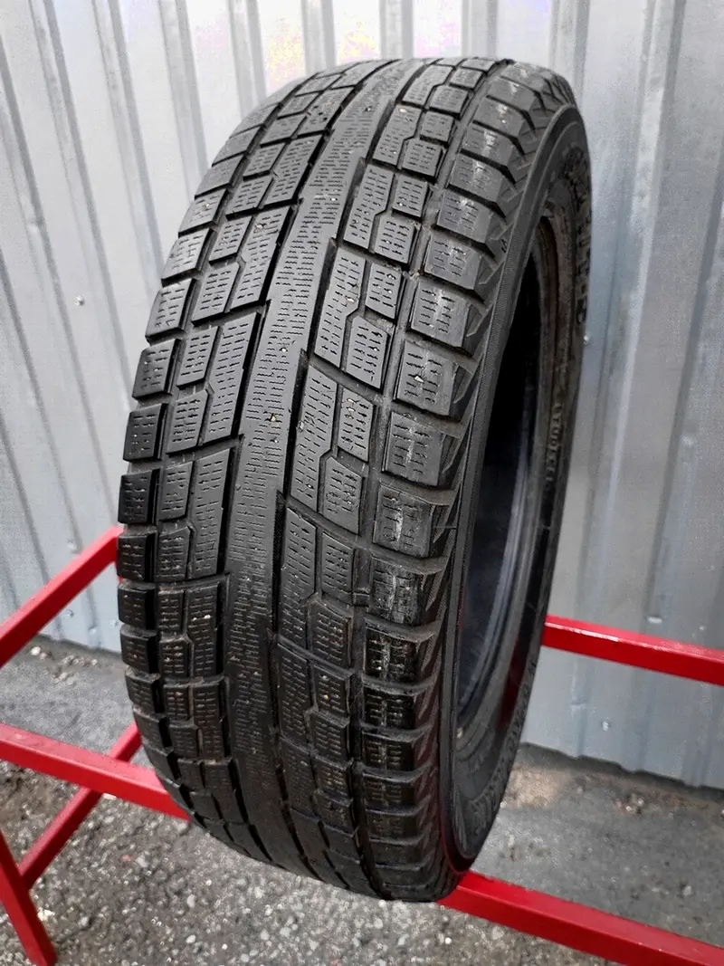 Б/у шина 225/65 R17 Yokohama Geolandar I/T-S G073