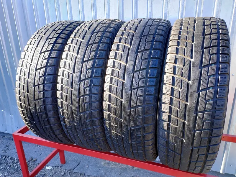 Комплект б/у шин 225/65 R17 Yokohama Geolandar I/T-S G073