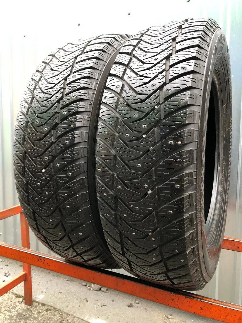 Пара б/у шин 225/65 R17 Yokohama Ice Guard IG65