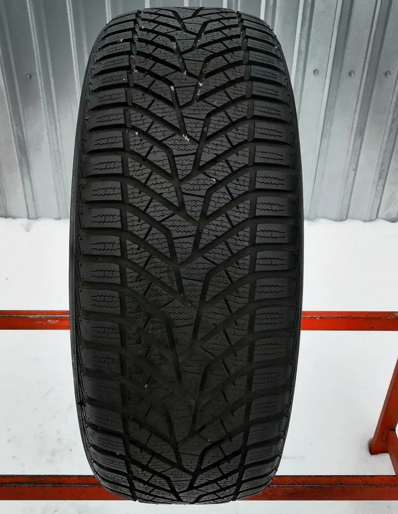 Б/у шина 225/65 R17 Yokohama W.drive V905