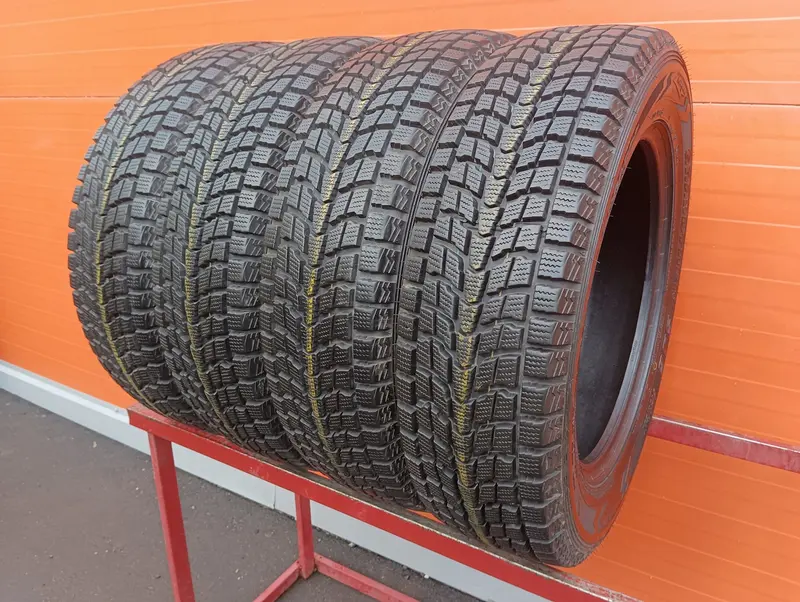 Комплект б/у шин 225/65 R18 Dunlop Grandtrek SJ6