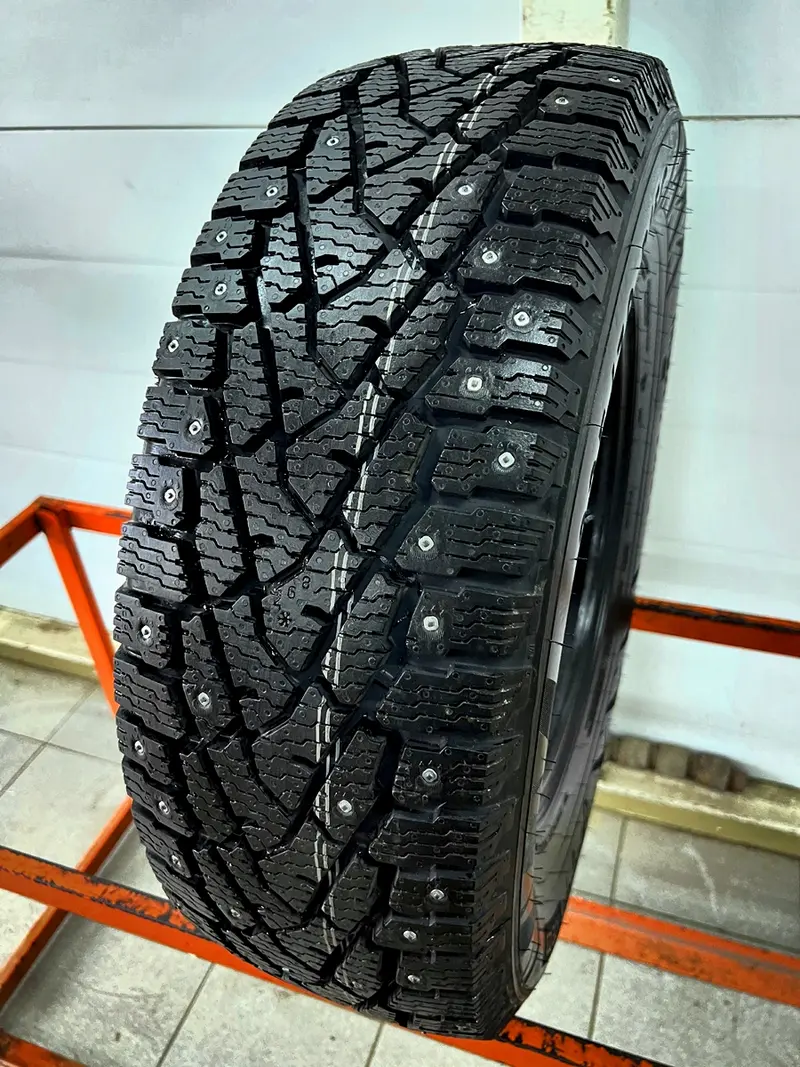 Новая шина 225/70 R15 Ikon Tyres Autograph Ice C3