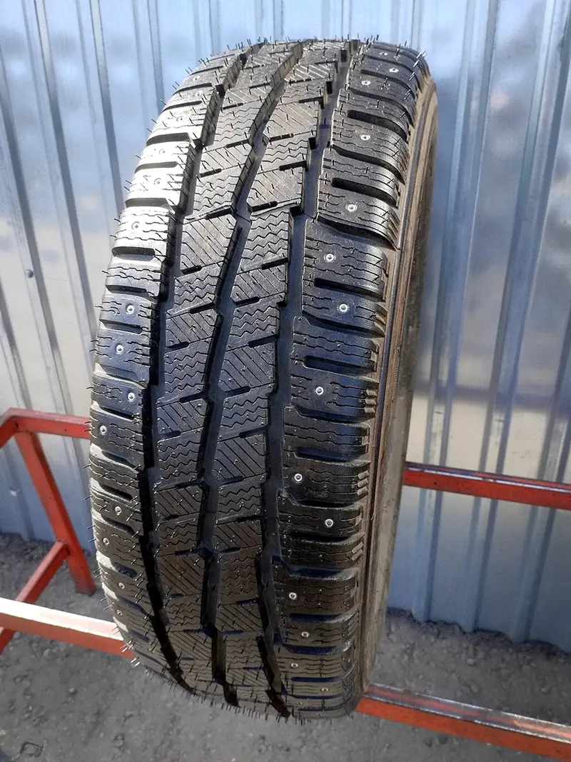 Б/у шина 225/70 R15C Michelin Agilis X-Ice North