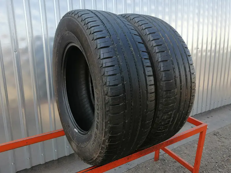 Пара б/у шин 225/70 R16 Nokian Line SUV, фото 1