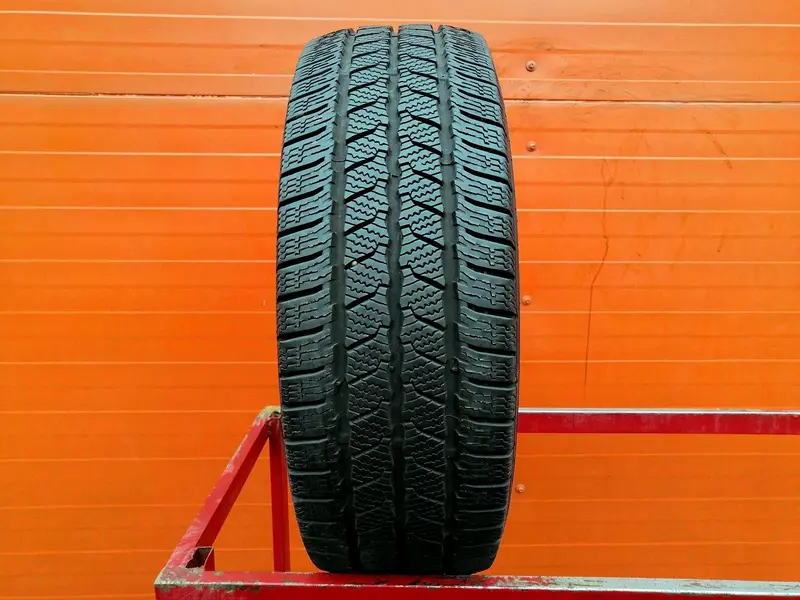 Б/у шина 225/75 R16C Continental VanContact Winter