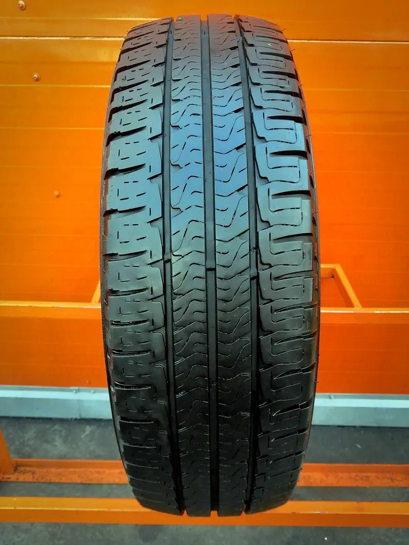Б/у шина 225/75 R16C Michelin Agilis Camping