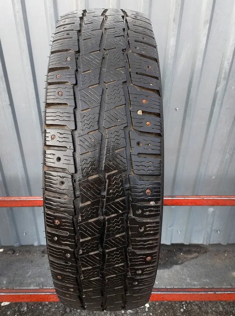 Б/у шина 225/75 R16C Michelin Agilis X-Ice North