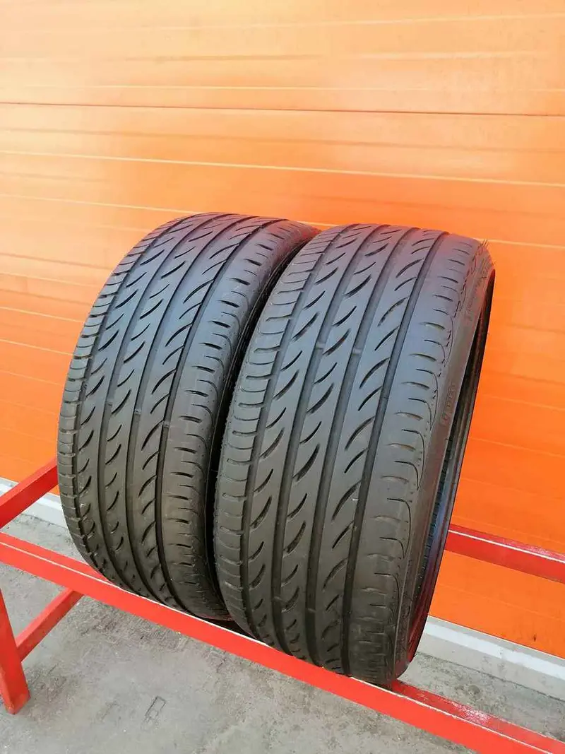 Пара б/у шин 235/30 R20 Pirelli P Zero Nero, фото 1