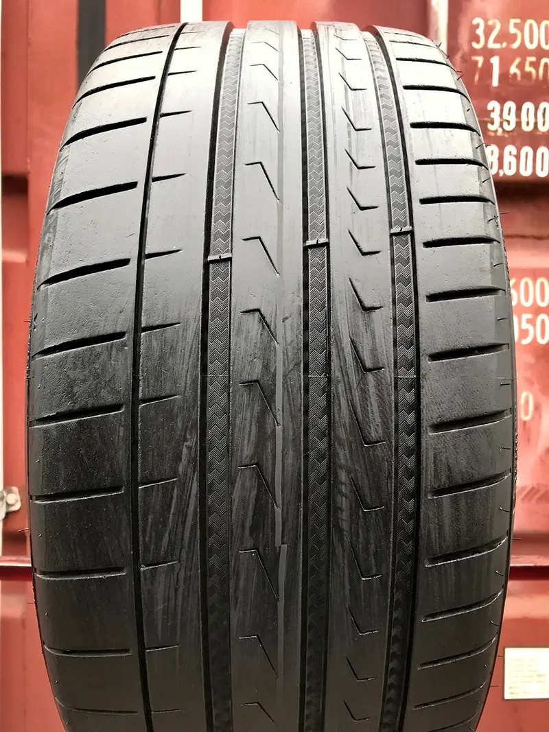 Б/у шина 235/30 R20 Vredestein Ultrac Vorti R