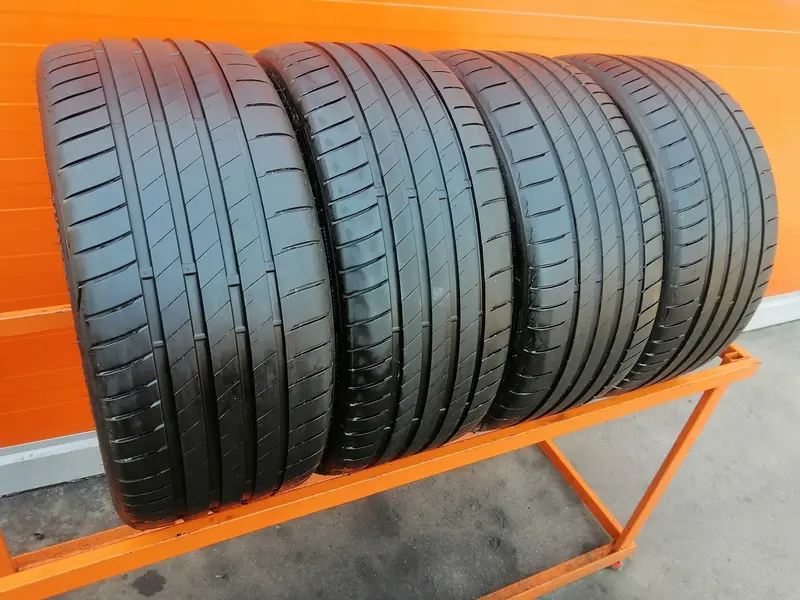 Комплект б/у шин 235/35 R19 Bridgestone Potenza S005
