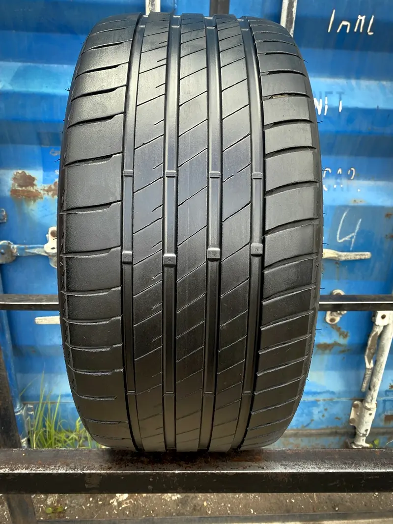 Б/у шина 235/35 R19 Bridgestone Potenza S005, фото 1