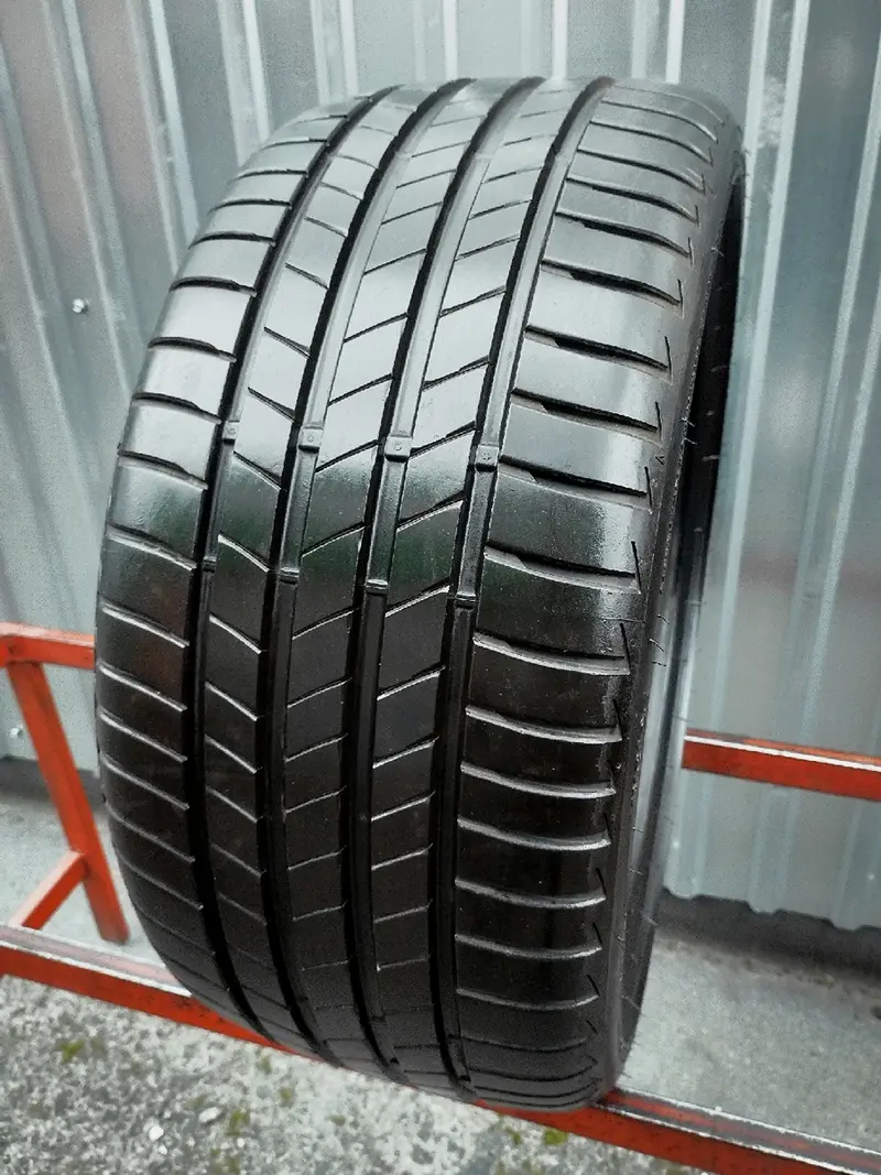 Б/у шина 235/35 R19 Bridgestone Turanza T005