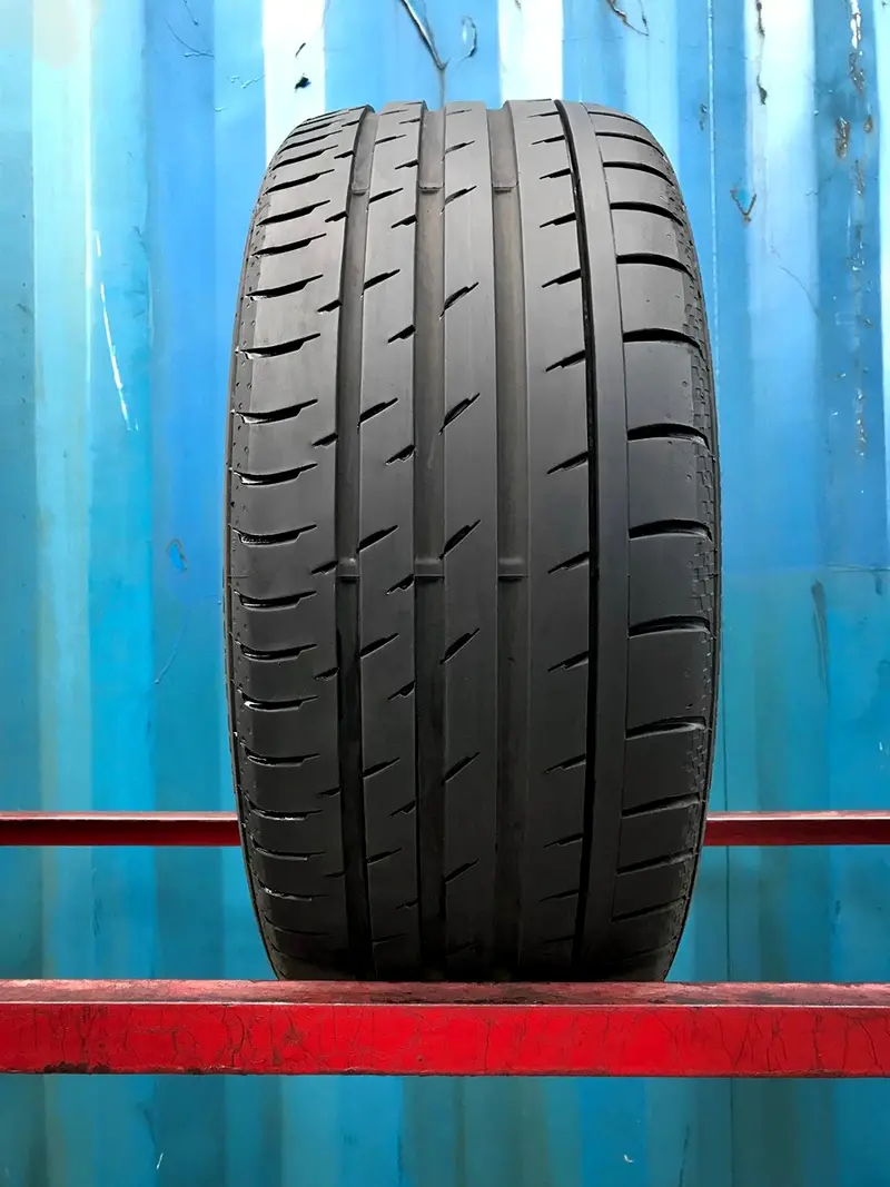 Б/у шина 235/35 R19 Continental ContiSportContact 3