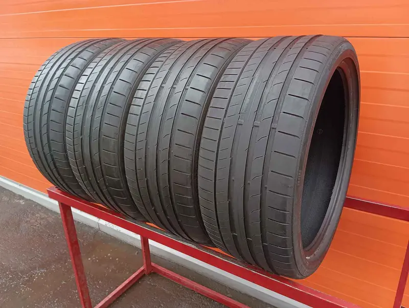 Комплект б/у шин 235/35 R19 Continental ContiSportContact 5 P
