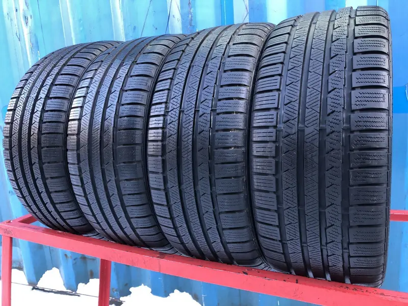 Комплект б/у шин 235/35 R19 Continental ContiWinterContact TS 810 Sport