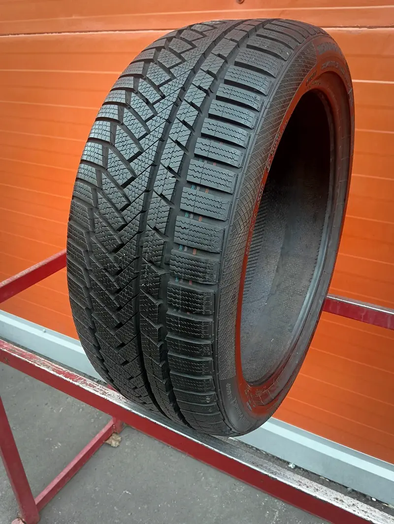 Б/у шина 235/35 R19 Continental ContiWinterContact TS 850 P