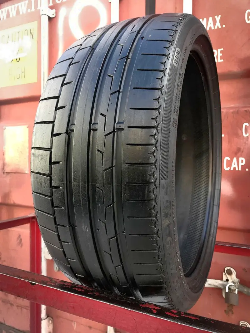 Б/у шина 235/35 R19 Continental SportContact 6, фото 1