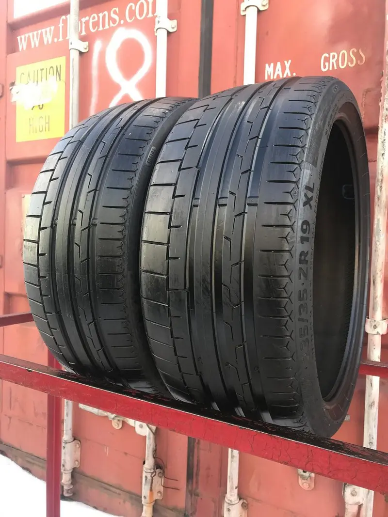 Пара б/у шин 235/35 R19 Continental SportContact 6
