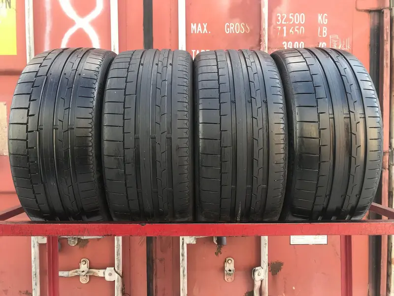 Комплект б/у шин 235/35 R19 Continental SportContact 6