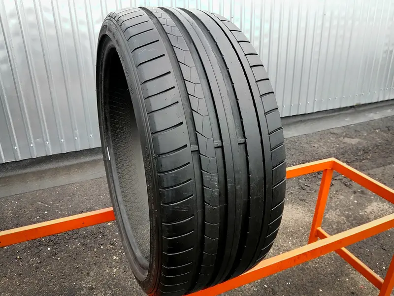 Б/у шина 235/35 R19 Dunlop SP Sport Maxx GT