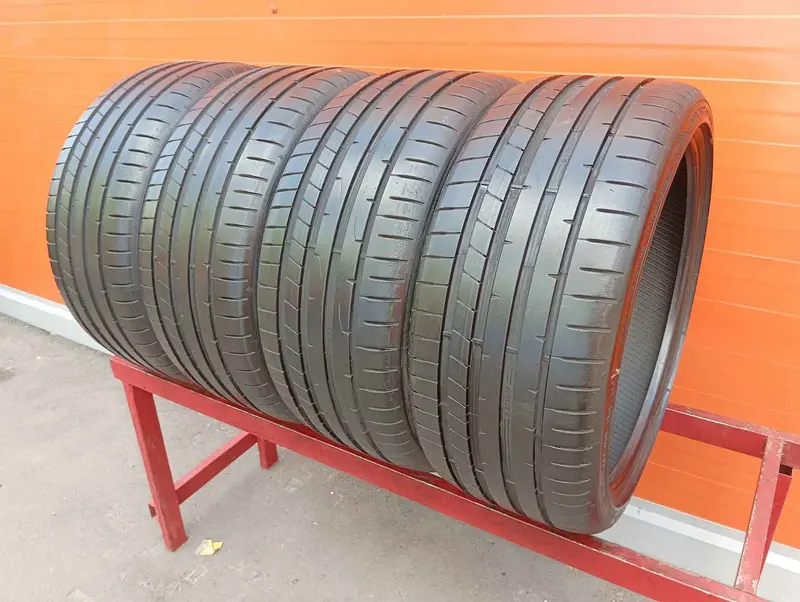 Комплект б/у шин 235/35 R19 Dunlop SP Sport Maxx RT 2