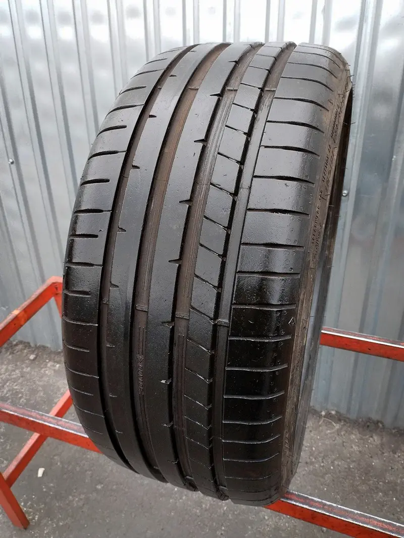 Б/у шина 235/35 R19 Dunlop SP Sport Maxx RT 2
