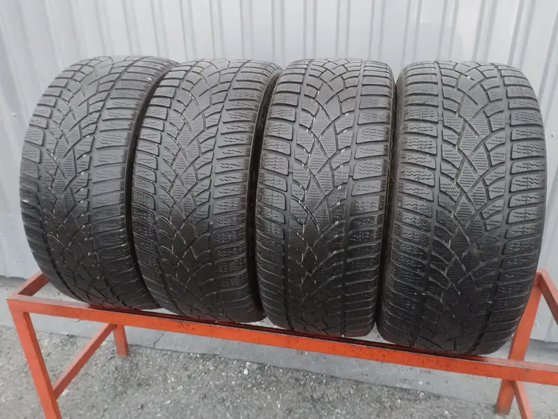 Комплект б/у шин 235/35 R19 Dunlop SP Winter Sport 3D