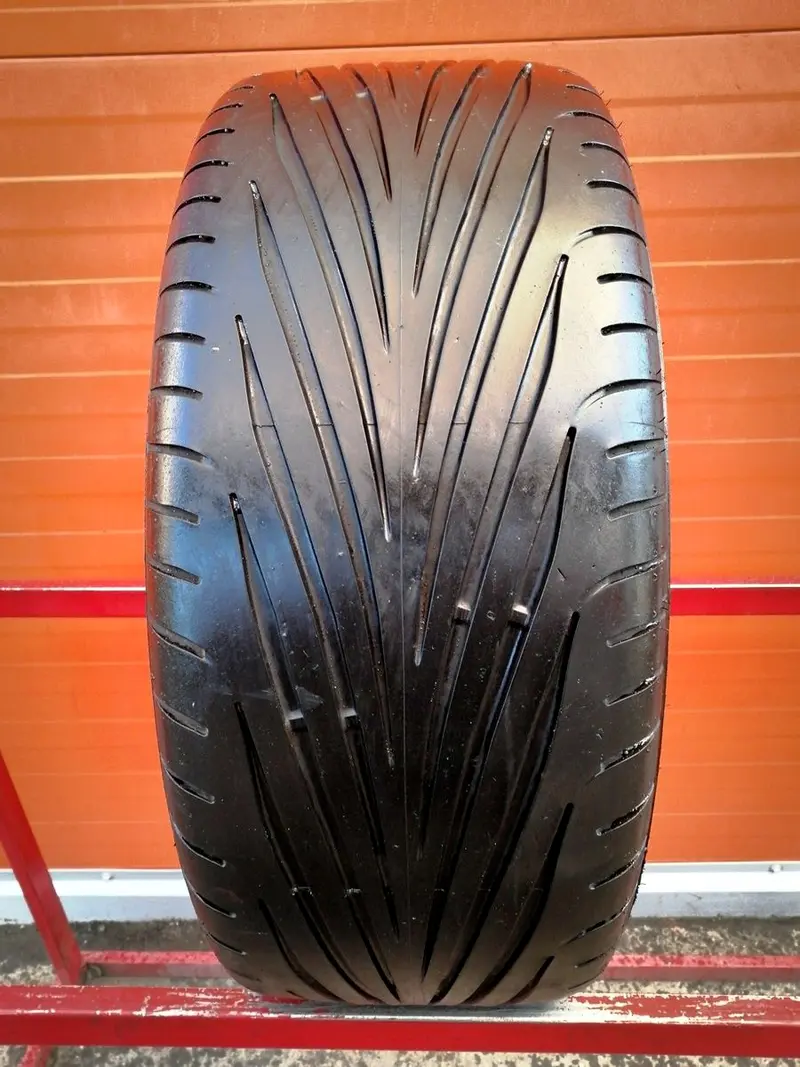 Б/у шина 235/35 R19 Goodyear Eagle F1 GS-D3