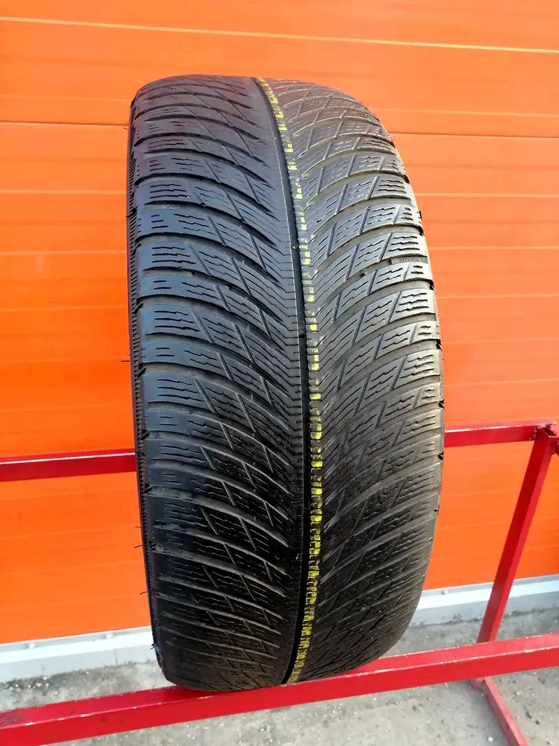 Б/у шина 235/35 R19 Michelin Pilot Alpin 5