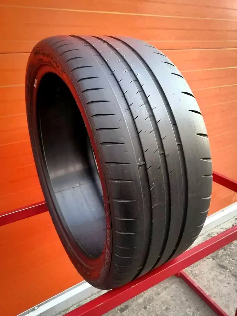 Б/у шина 235/35 R19 Michelin Pilot Sport Cup 2