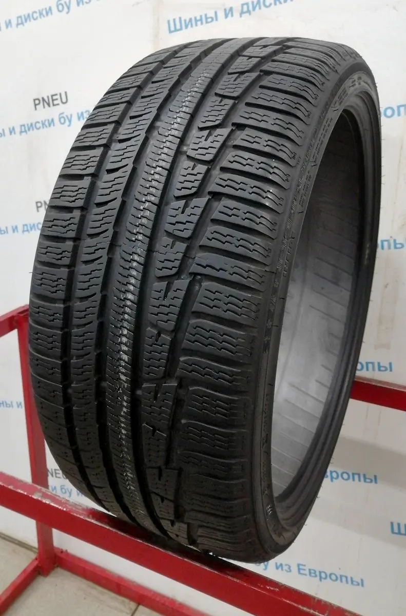 Б/у шина 235/35 R19 Nokian WR A3