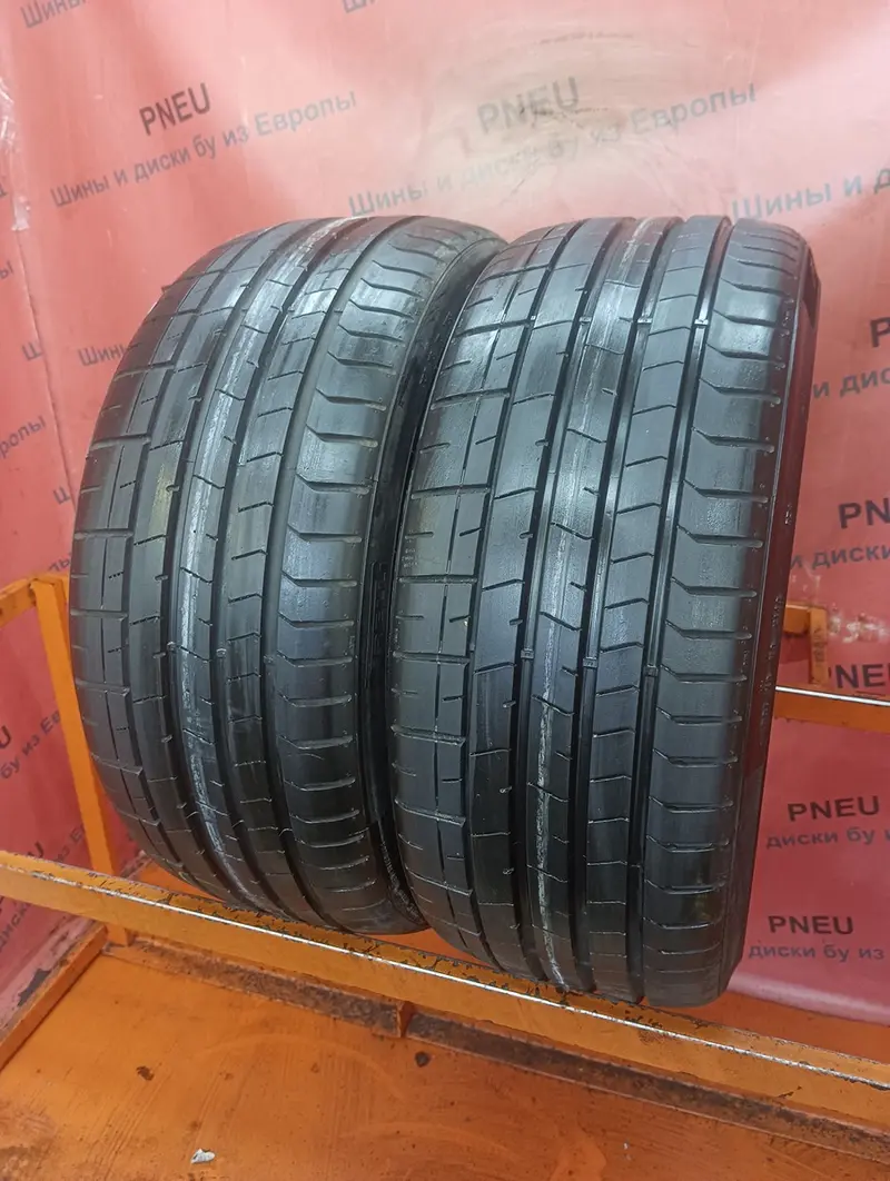 Пара б/у шин 235/35 R19 Pirelli P Zero PZ4