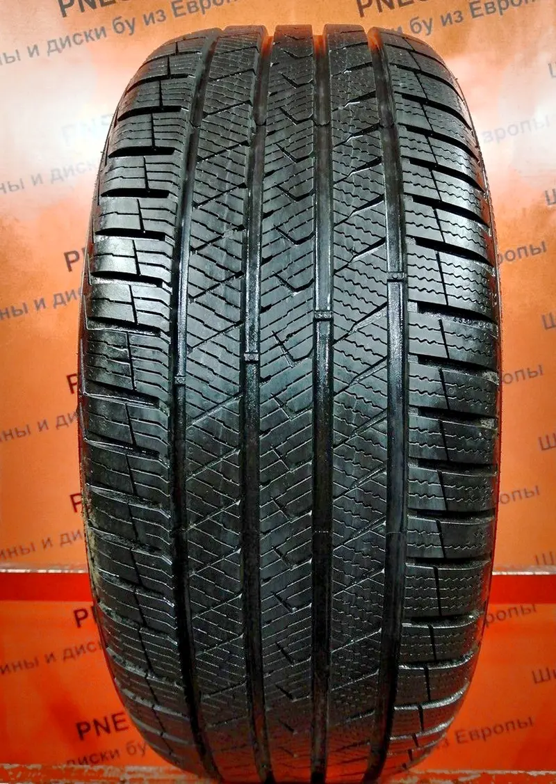 Б/у шина 235/35 R19 Vredestein Quatrac PRO