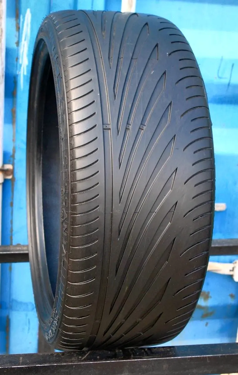 Б/у шина 235/35 R19 Vredestein Ultrac Sessanta