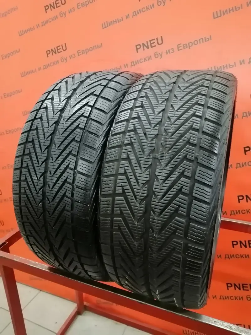 Пара б/у шин 235/35 R19 Vredestein Wintrac Xtreme