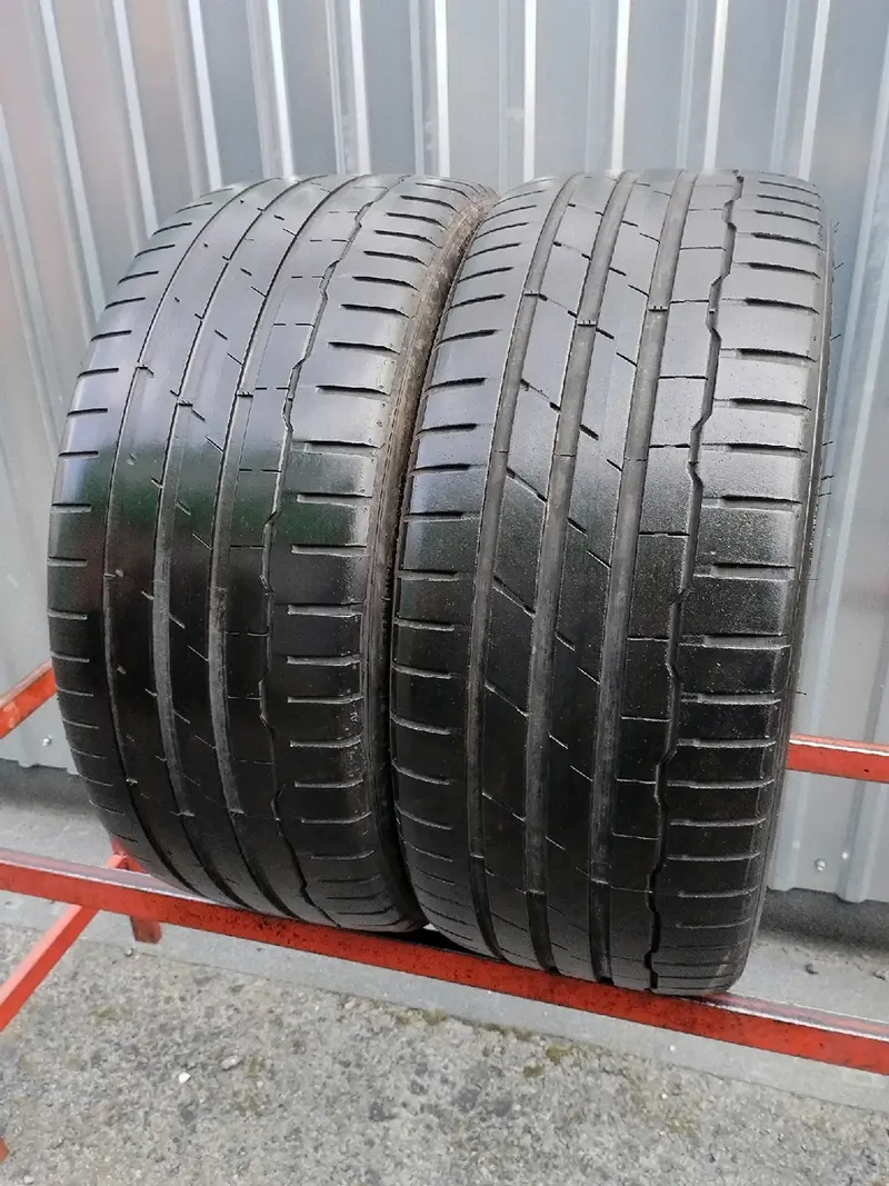 Пара б/у шин 235/35 R20 Hankook Ventus S1 Evo3 K127