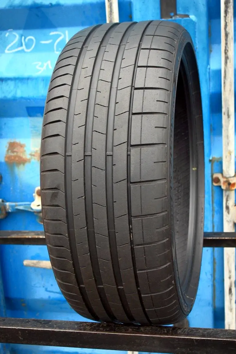 Б/у шина 235/35 R20 Pirelli P Zero N1