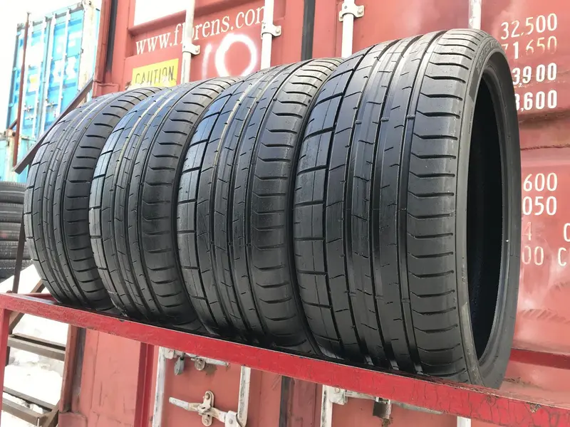 Комплект б/у шин 235/35 R20 Pirelli P Zero PZ4