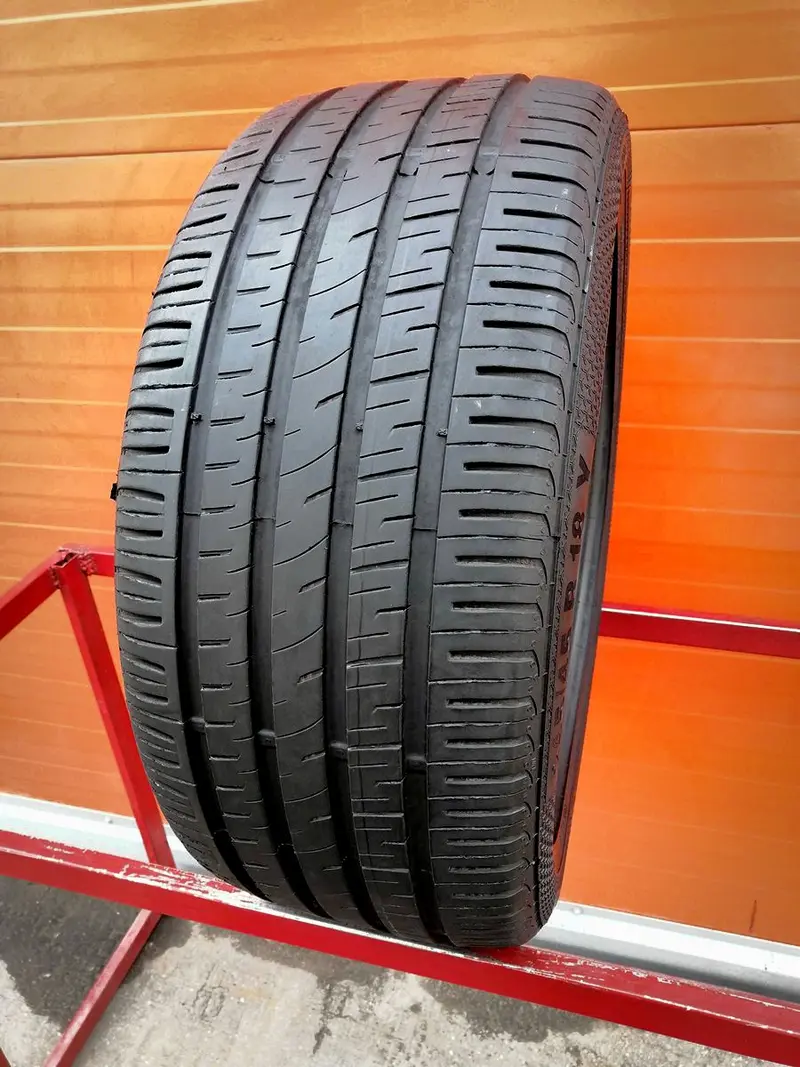 Б/у шина 235/40 R18 Barum Bravuris 3HM, фото 1