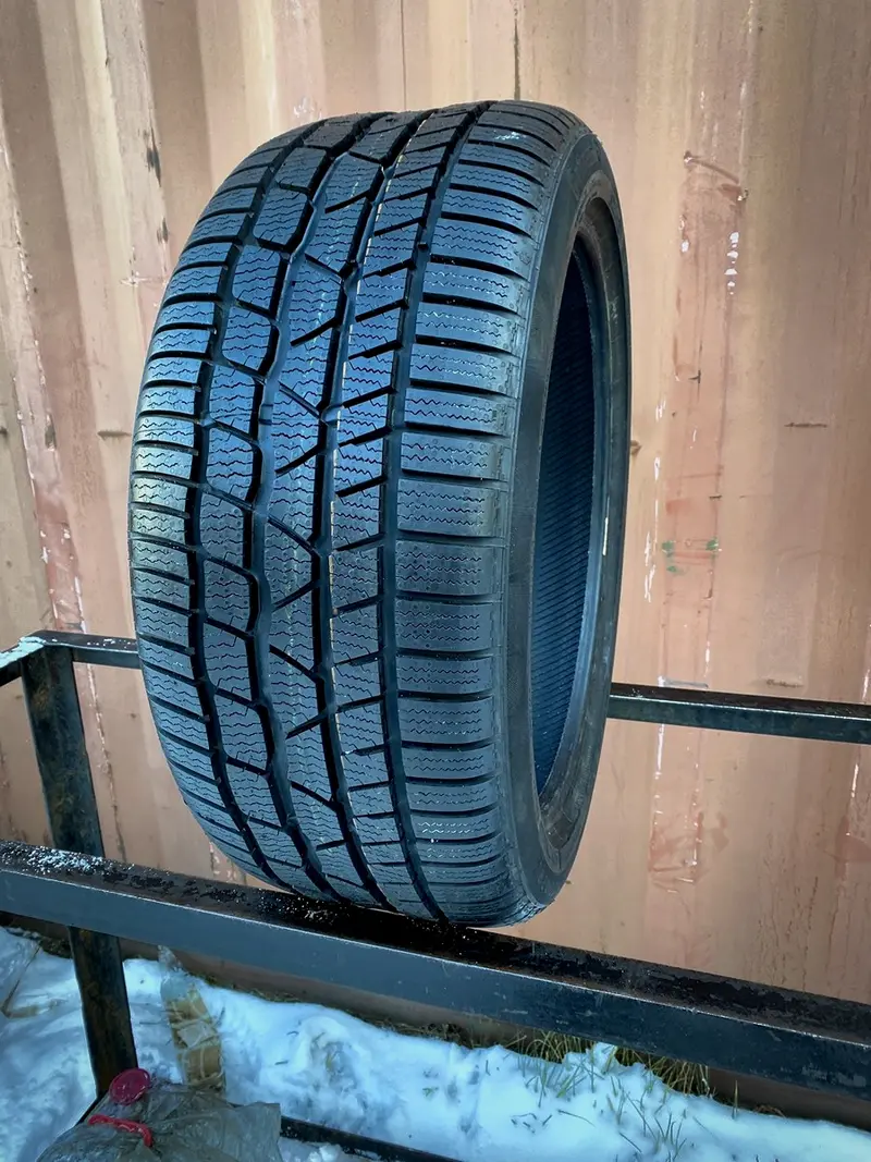Новая шина 235/40 R18 Continental ContiWinterContact TS 830 P, фото 1