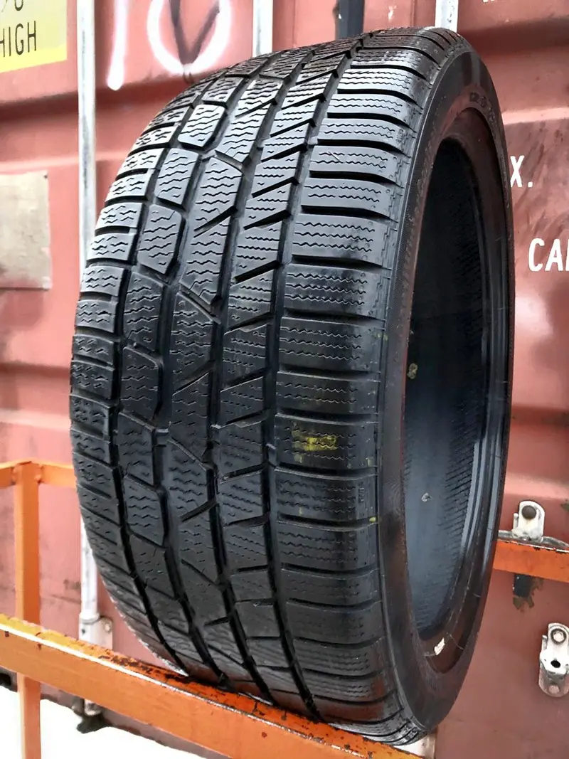Б/у шина 235/40 R18 Continental ContiWinterContact TS 830 P