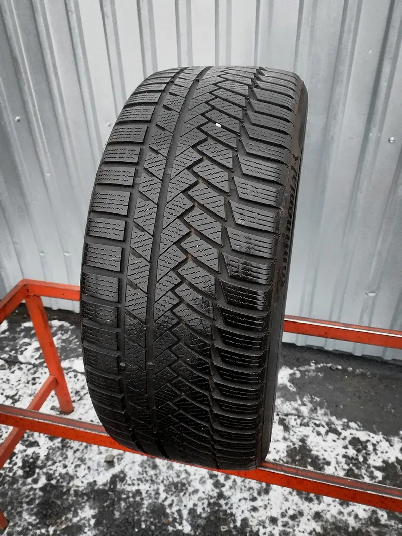 Б/у шина 235/40 R18 Continental ContiWinterContact TS 850 P