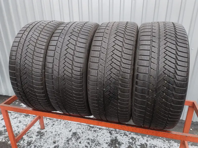 Комплект б/у шин 235/40 R18 Continental ContiWinterContact TS 850 P