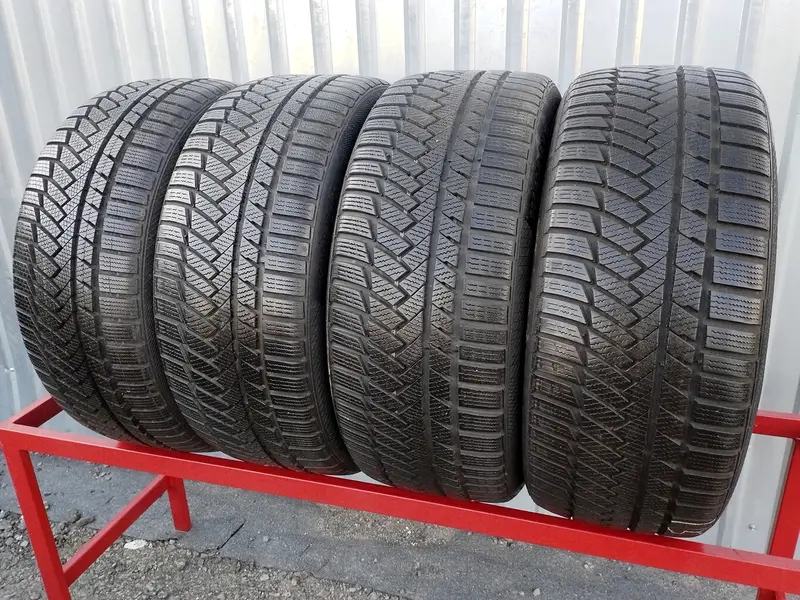 Комплект б/у шин 235/40 R18 Continental ContiWinterContact TS 850 P