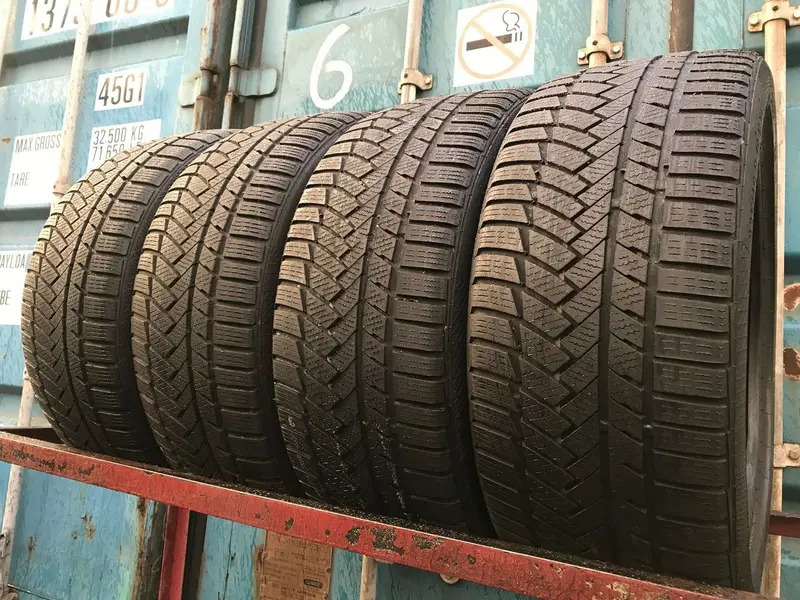 Комплект б/у шин 235/40 R18 Continental ContiWinterContact TS 850 P