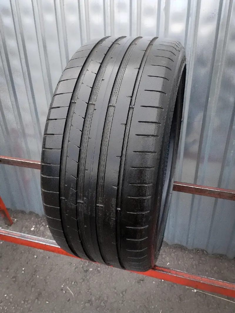 Б/у шина 235/40 R18 Dunlop SP Sport Maxx RT, фото 1