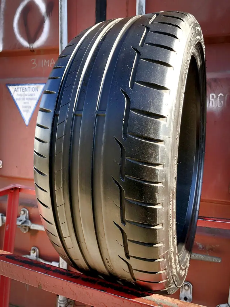 Б/у шина 235/40 R18 Dunlop SP Sport Maxx RT
