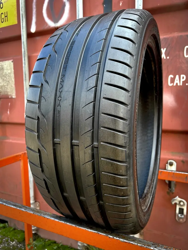 Б/у шина 235/40 R18 Dunlop SP Sport Maxx RT, фото 1